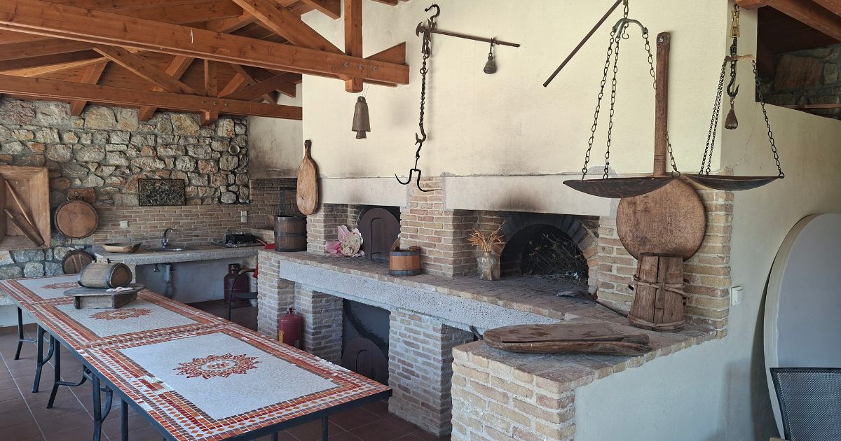 Ξυλόφουρνος στην Αρκαδιανή, Ψάρι Αρκαδίας